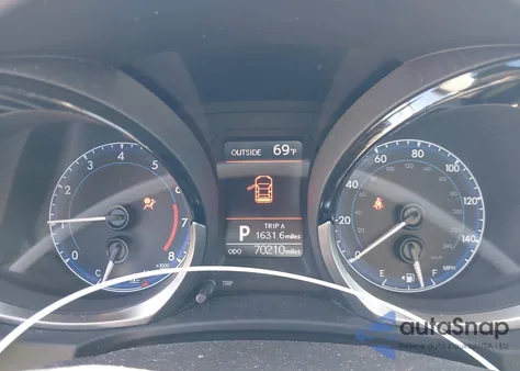 2016 Toyota Corolla S Plus z USA, uszkodzony, nr VIN 2T1BURHE4GC739504